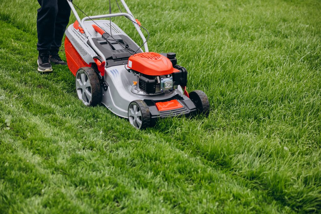 Five Tips For Storing Lawn Equipment During Summer