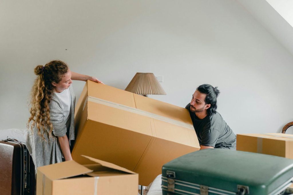 How Self Storage Can Help During the Home Buying Process