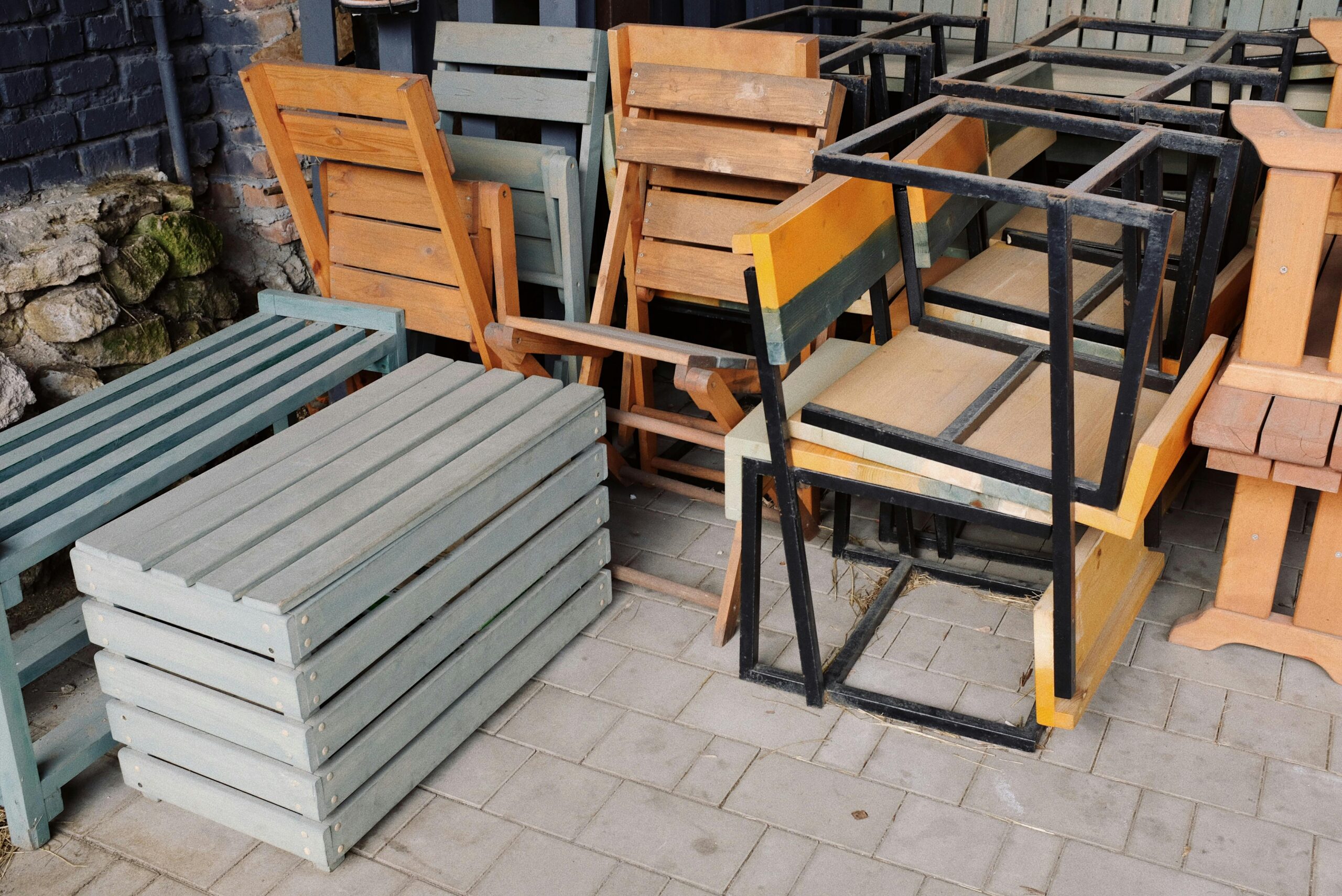 Storing Furniture and Belongings Through a Gold Coast Summer